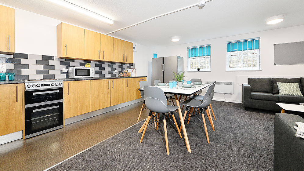 Leazes Parade shared kitchen 